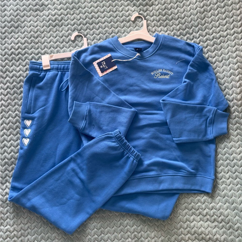 Roller Rabbit Blue Crewneck Sweatshirt and Joggers Set